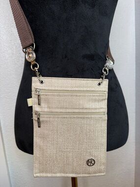 Hip Klips Beige Crossbody Travel Bag Multi Pocket Hands Free Purse RFID